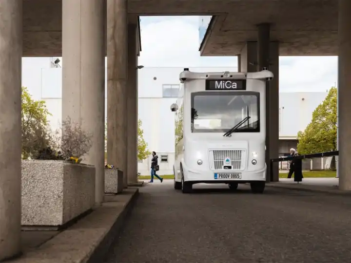 How driverless taxis and remote-controlled cars have shifted into Estonia’s fast lane